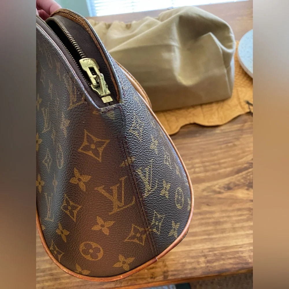 Authentic Louis Vuitton Ellipse MM handbag brown Monogram - Picture 9 of 15